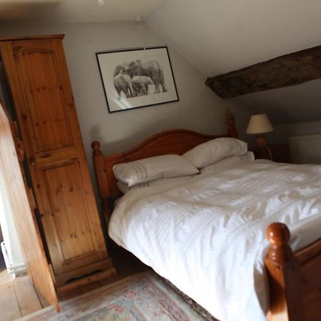 Medieval Cottage In Rural Monmouthshire. Raglan Ngoại thất bức ảnh